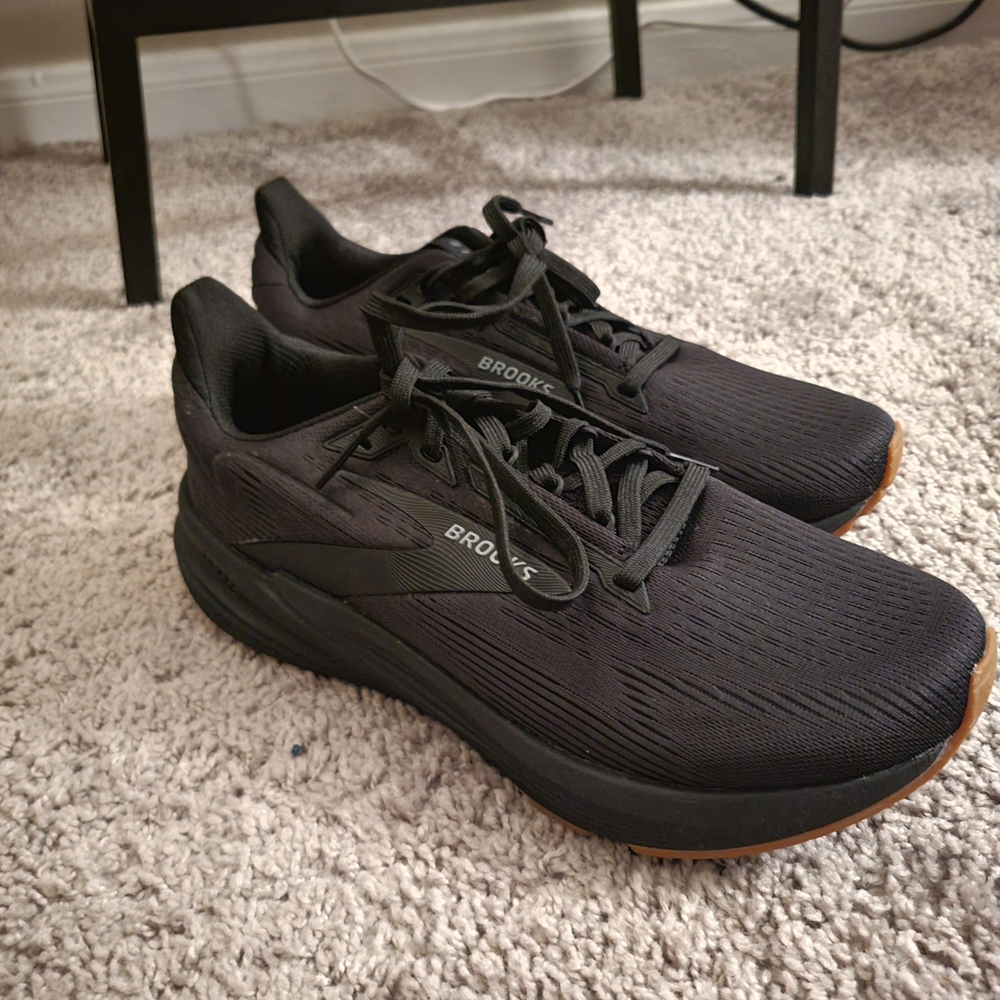 Brooks Women's Black Running Shoes